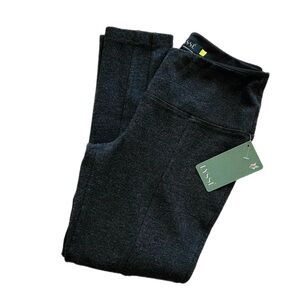 NEW LYSSE CROPPED PETITE CAPRI LEGGINGS